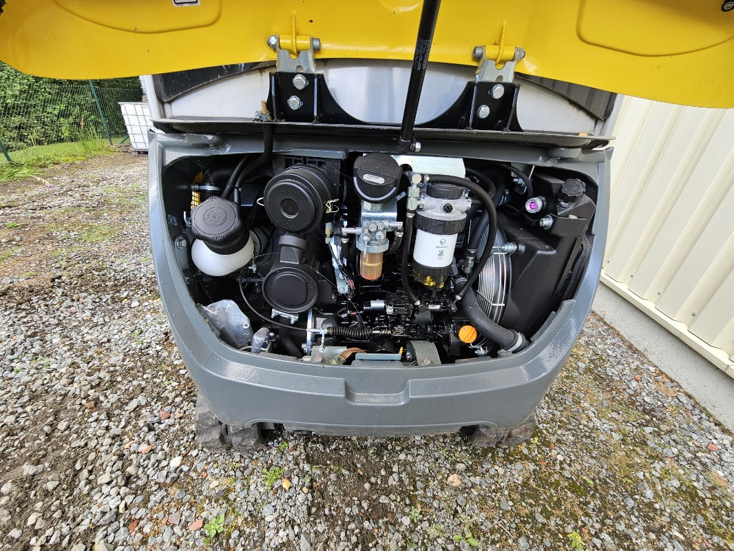 Wacker ET 18 - Mini bager: slika 3 Wacker ET 18 - Mini bager: slika 3