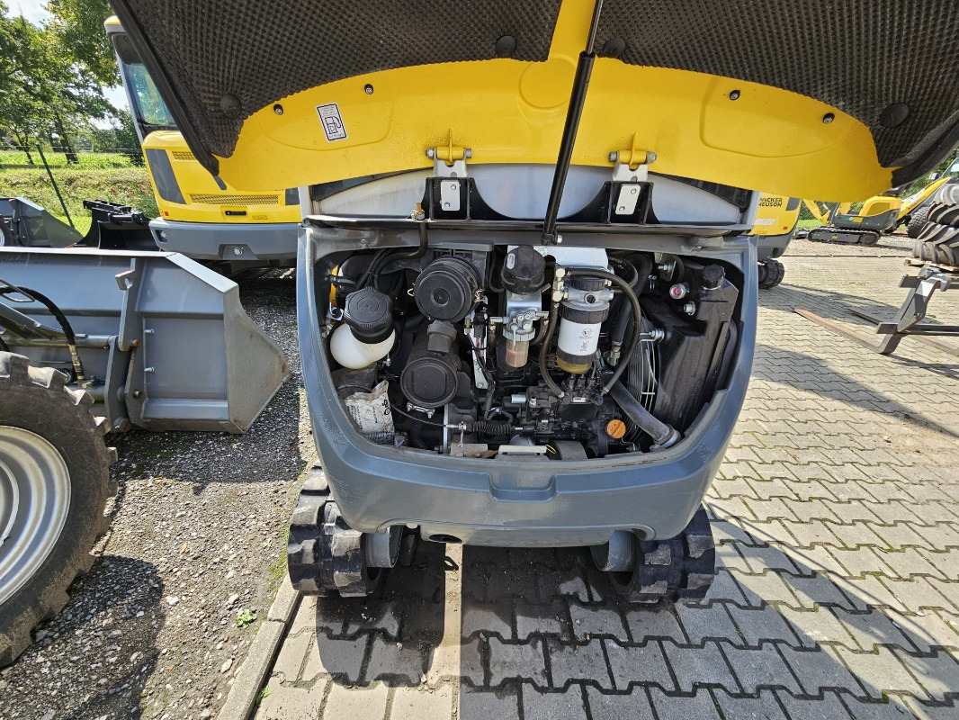 Wacker ET 24 - Mini bager: slika 2 Wacker ET 24 - Mini bager: slika 2