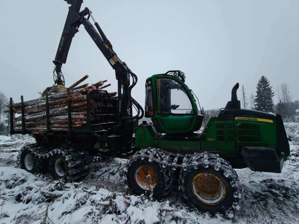 John Deere 1110G - Forvarder: slika 2 John Deere 1110G - Forvarder: slika 2