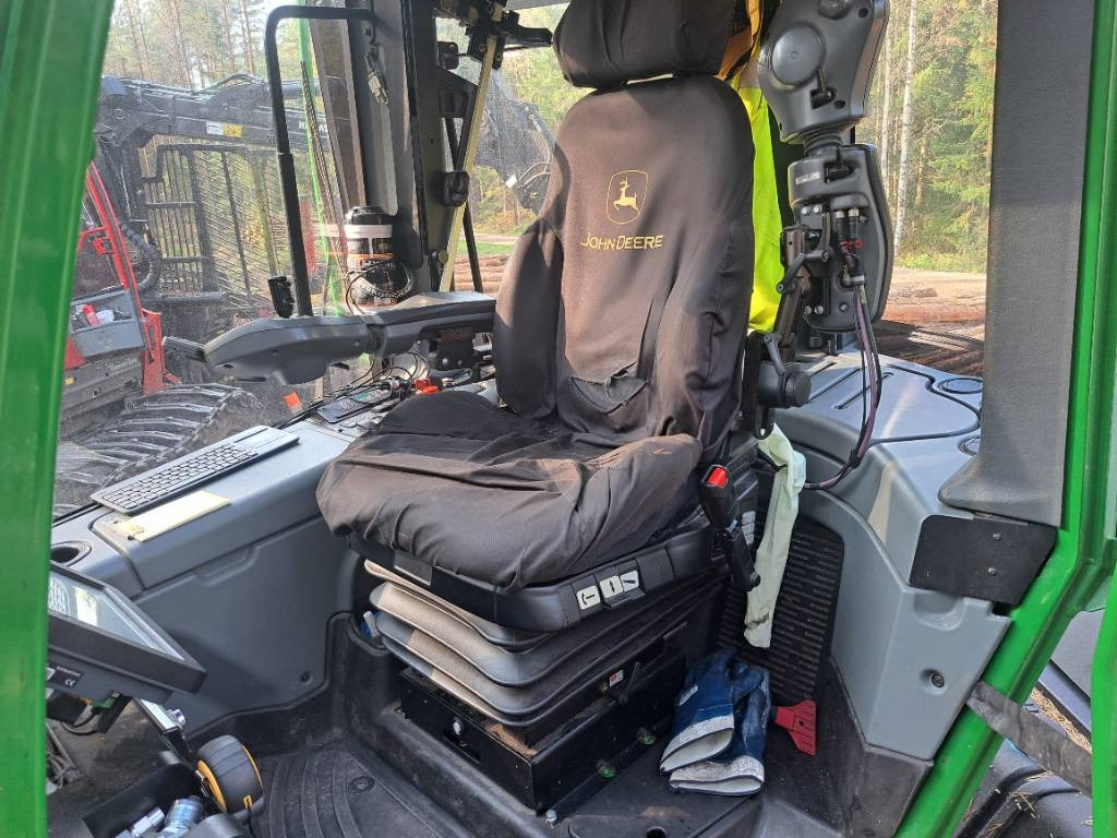 Gozdarski kombajn John Deere 1170G: slika 8