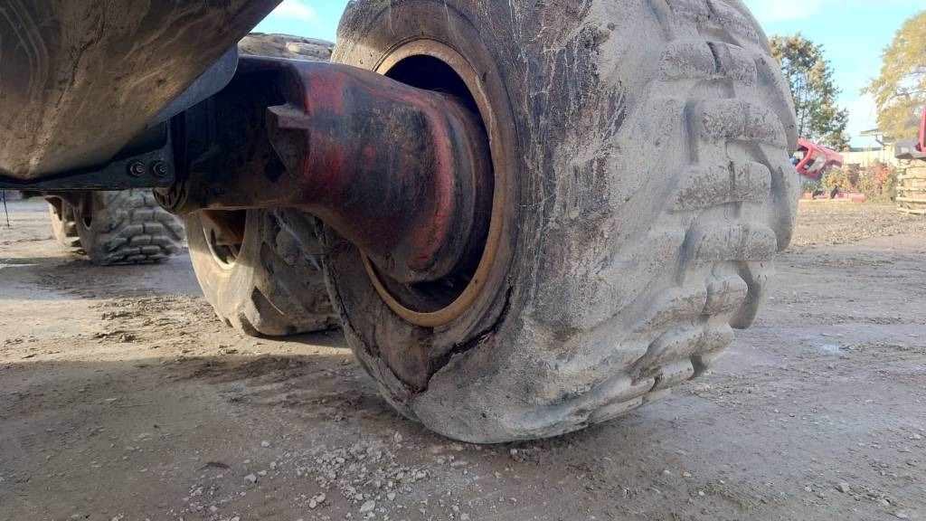 Komatsu 845 - Forvarder: slika 4 Komatsu 845 - Forvarder: slika 4