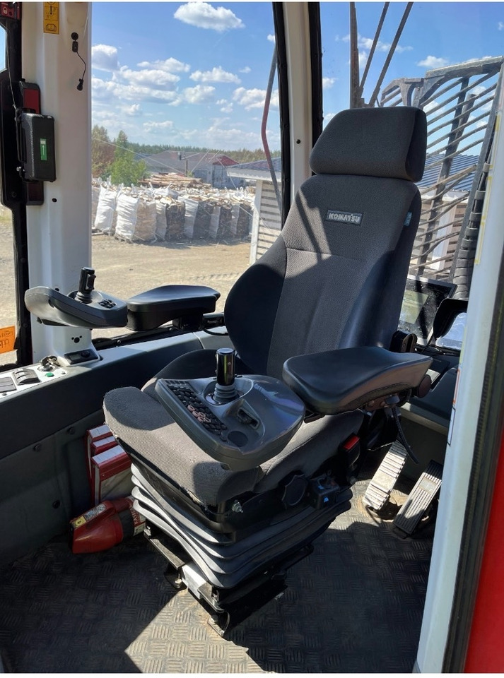 Komatsu 845 - Forvarder: slika 3 Komatsu 845 - Forvarder: slika 3