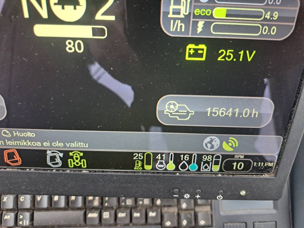 Komatsu 855 - Forvarder: slika 4 Komatsu 855 - Forvarder: slika 4