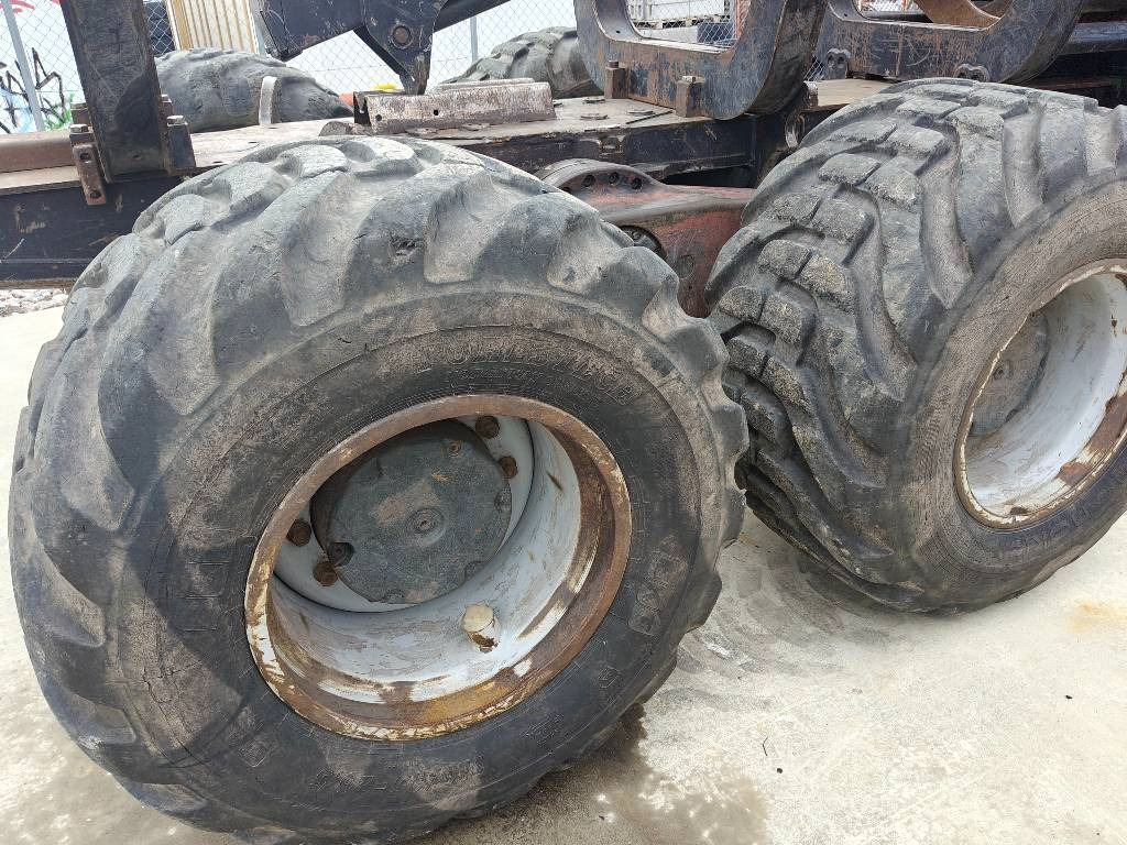 Komatsu 865  - Forvarder: slika 4 Komatsu 865  - Forvarder: slika 4