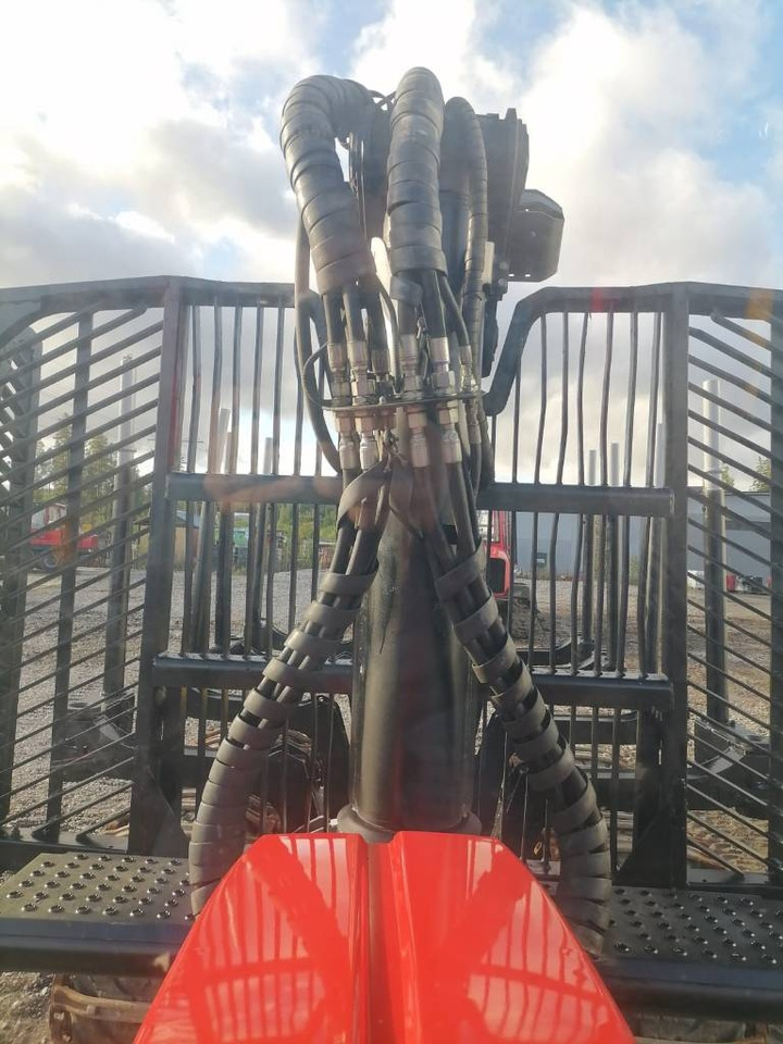 Komatsu 875  - Forvarder: slika 3 Komatsu 875  - Forvarder: slika 3