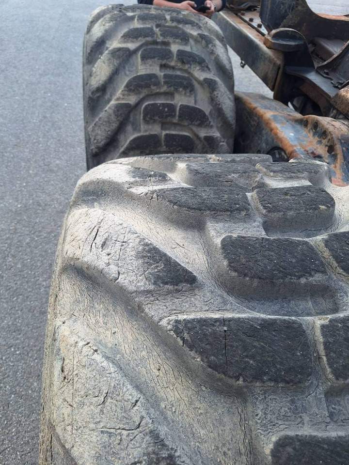 Forvarder Komatsu 875: slika 13