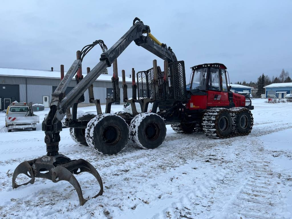 Komatsu 895 - Forvarder: slika 4 Komatsu 895 - Forvarder: slika 4