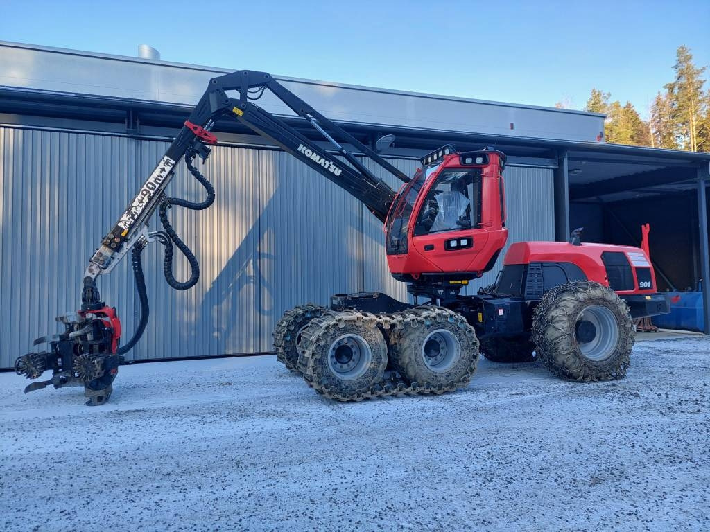 Komatsu 901 - Gozdarski kombajn: slika 1 Komatsu 901 - Gozdarski kombajn: slika 1