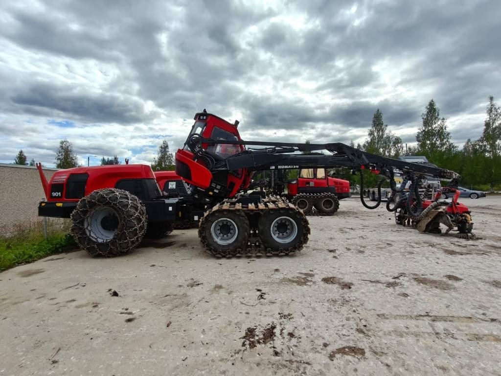 Komatsu 901 - Gozdarski kombajn: slika 1 Komatsu 901 - Gozdarski kombajn: slika 1