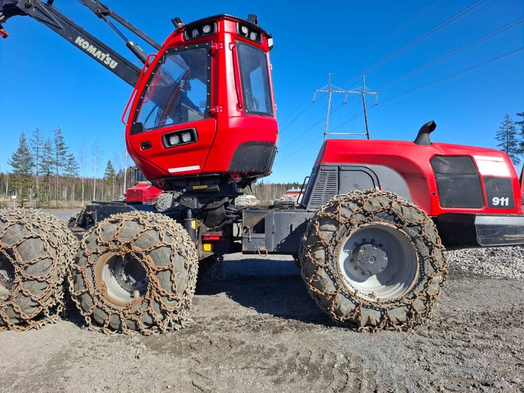 Komatsu 911.6 - Gozdarski kombajn: slika 1 Komatsu 911.6 - Gozdarski kombajn: slika 1