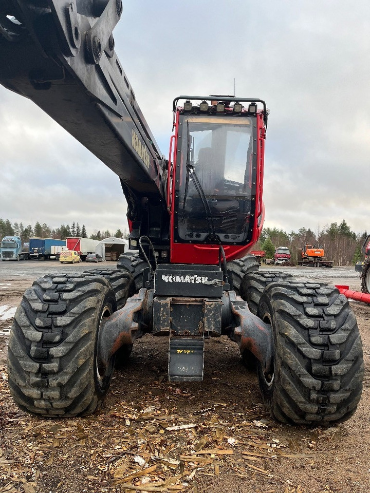 Komatsu 911 - Gozdarski kombajn: slika 4 Komatsu 911 - Gozdarski kombajn: slika 4