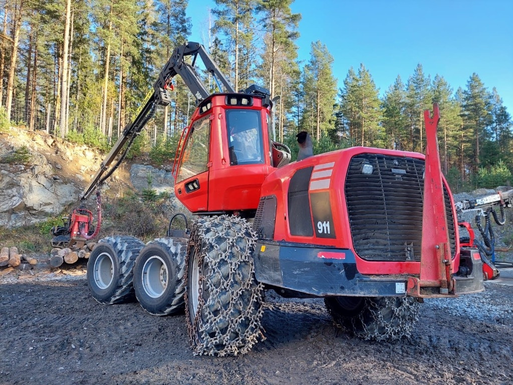 Komatsu 911 - Gozdarski kombajn: slika 5 Komatsu 911 - Gozdarski kombajn: slika 5
