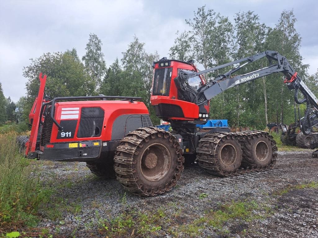 Komatsu 911 - Gozdarski kombajn: slika 3 Komatsu 911 - Gozdarski kombajn: slika 3