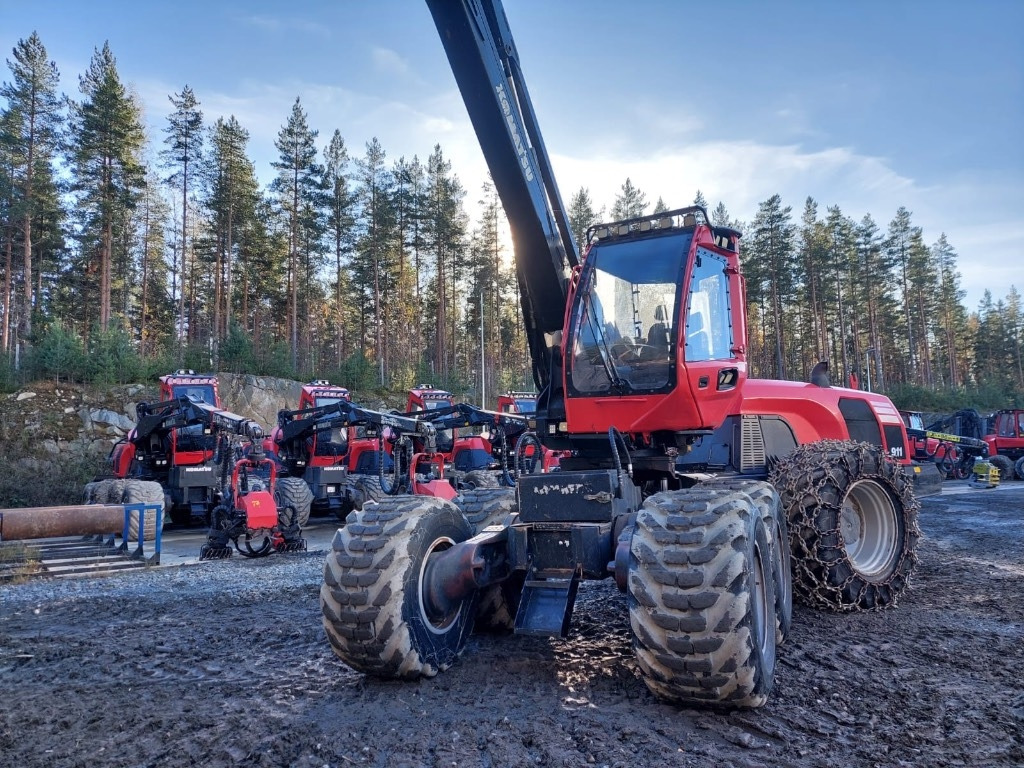 Komatsu 911 - Gozdarski kombajn: slika 1 Komatsu 911 - Gozdarski kombajn: slika 1