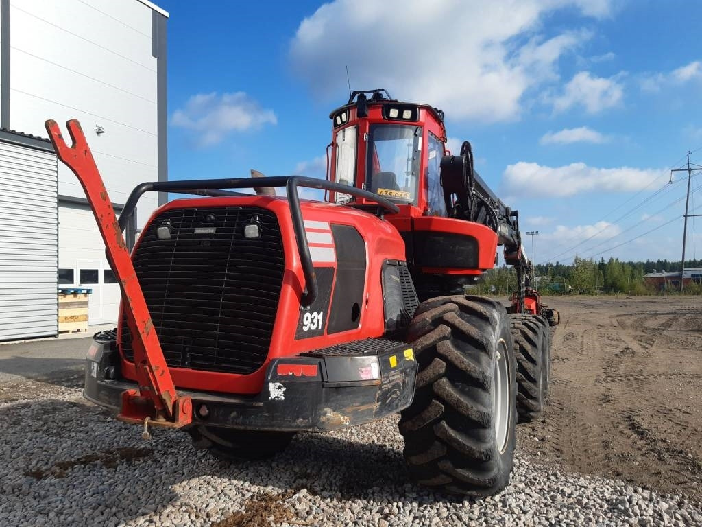 Komatsu 931.2  - Gozdarski kombajn: slika 4 Komatsu 931.2  - Gozdarski kombajn: slika 4