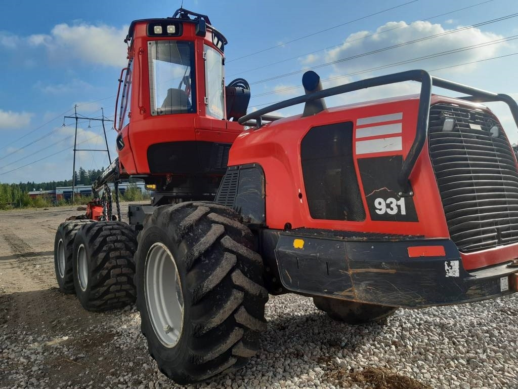 Komatsu 931.2  - Gozdarski kombajn: slika 3 Komatsu 931.2  - Gozdarski kombajn: slika 3