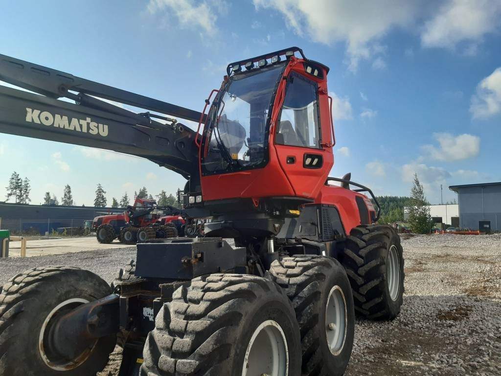 Gozdarski kombajn Komatsu 931.2: slika 9