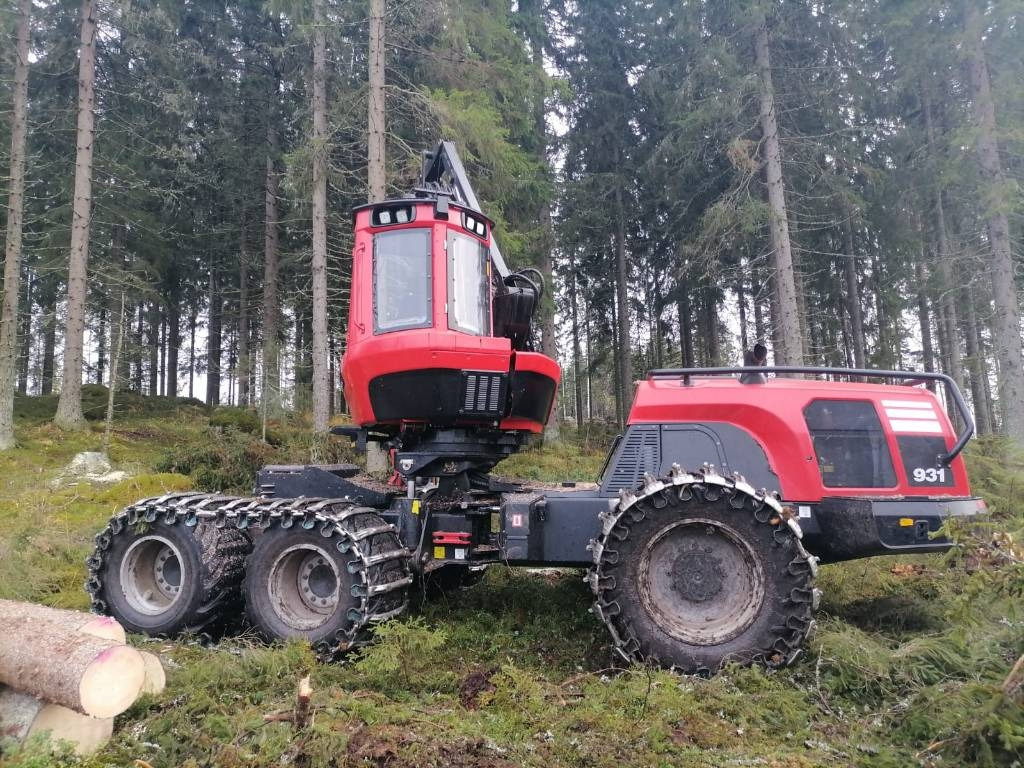 Komatsu 931 - Gozdarski kombajn: slika 2 Komatsu 931 - Gozdarski kombajn: slika 2