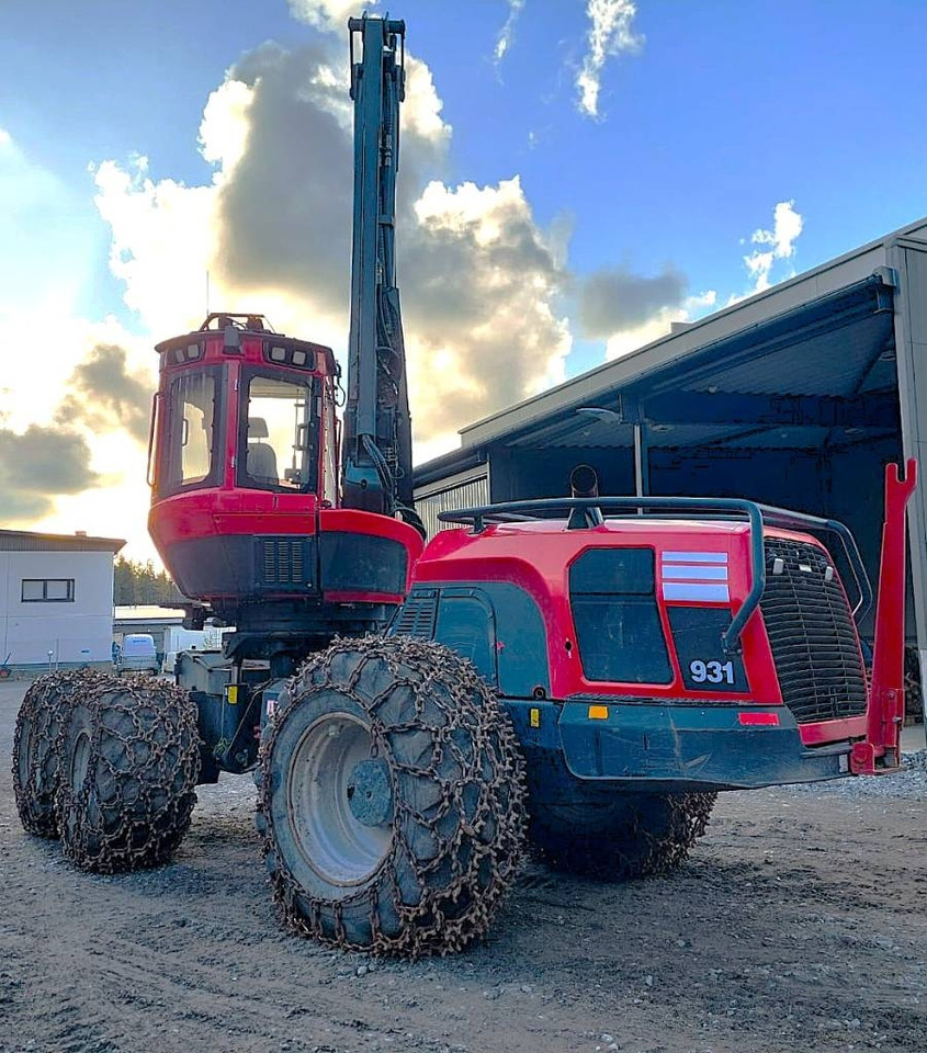 Komatsu 931 - Gozdarski kombajn: slika 2 Komatsu 931 - Gozdarski kombajn: slika 2