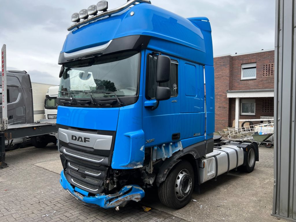 DAF XF 430 Superspace 2019 Hubsattelkupplung - Vlačilec: slika 3 DAF XF 430 Superspace 2019 Hubsattelkupplung - Vlačilec: slika 3