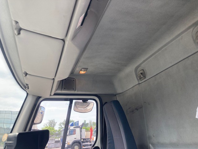 Volvo FL - Tovornjak hladilnik: slika 4 Volvo FL - Tovornjak hladilnik: slika 4