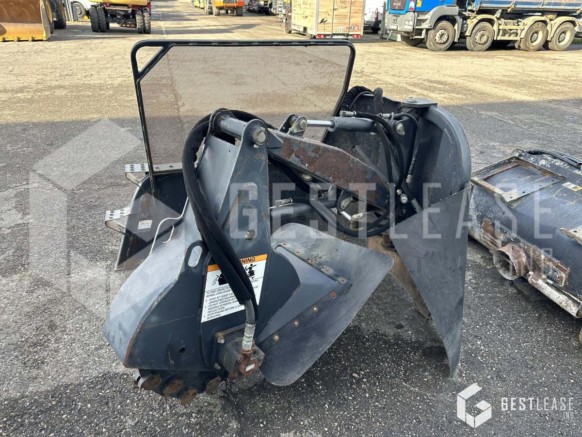 BOBCAT SG60 GRINDER ROGNEUSE DE SOUCHE - Rezkar za štore: slika 1 BOBCAT SG60 GRINDER ROGNEUSE DE SOUCHE - Rezkar za štore: slika 1