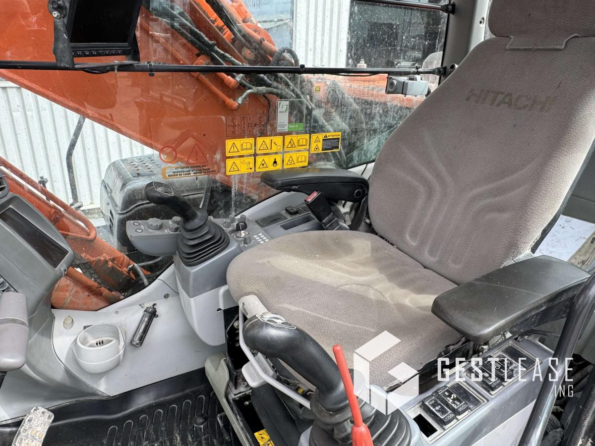 Bager goseničar Hitachi ZX250LCN-5B: slika 9 Bager goseničar Hitachi ZX250LCN-5B: slika 9