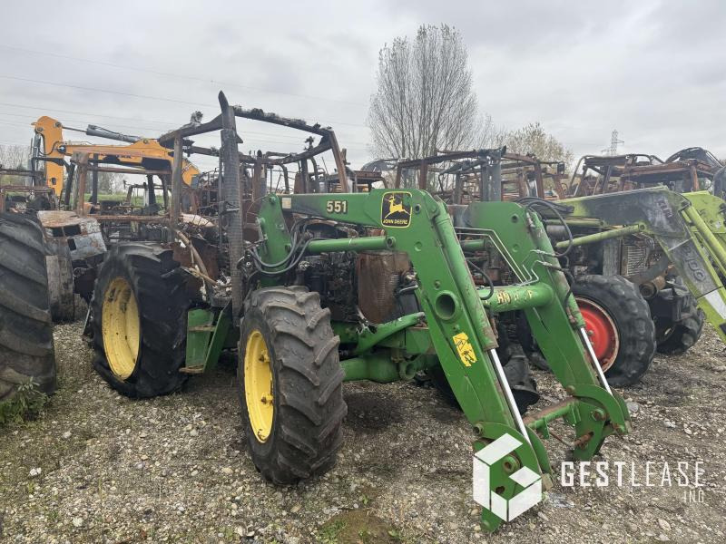 John Deere 5720 - Traktor: slika 2 John Deere 5720 - Traktor: slika 2