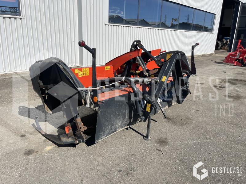 Kubota DM4032 - Kosilnica: slika 2 Kubota DM4032 - Kosilnica: slika 2