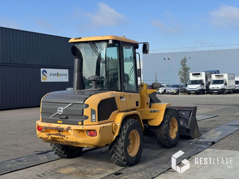 Volvo L30G - Kolesni nakladalec: slika 3 Volvo L30G - Kolesni nakladalec: slika 3