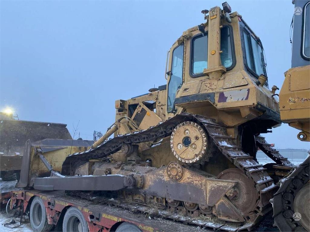 CAT D5H XL FOR SPARE PARTS - Buldožer: slika 4 CAT D5H XL FOR SPARE PARTS - Buldožer: slika 4