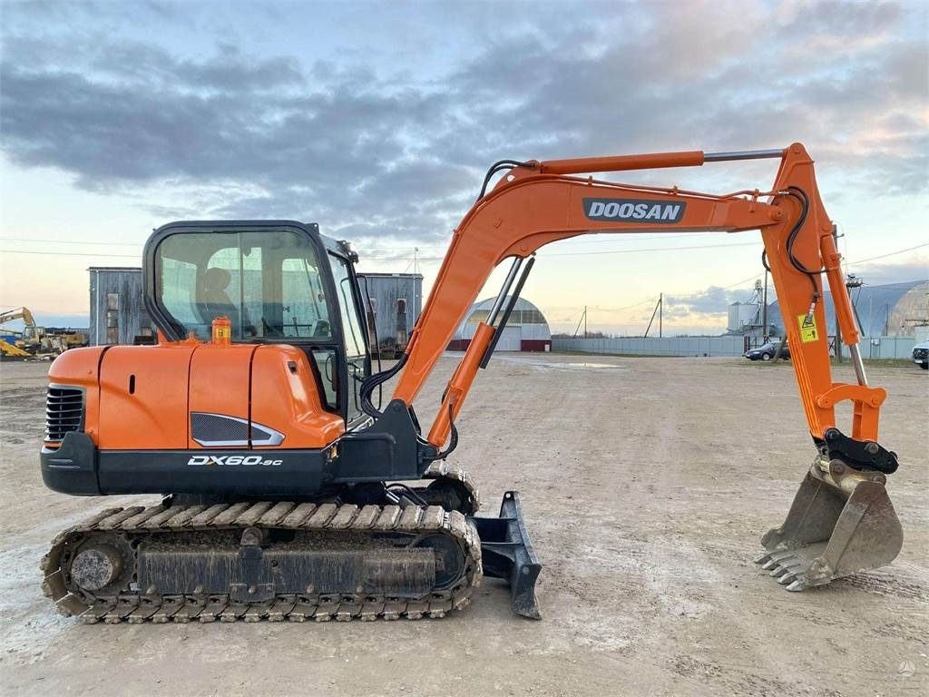 Doosan DX 60 C - Mini bager: slika 3 Doosan DX 60 C - Mini bager: slika 3