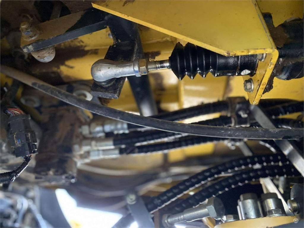 Kolesni nakladalec Komatsu WA 480-6: slika 23 Kolesni nakladalec Komatsu WA 480-6: slika 23