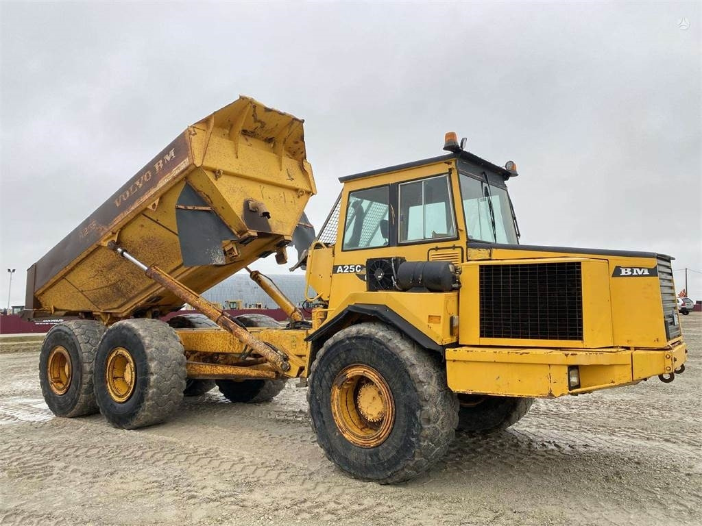 Volvo A25C , Nr.2 - Zglobni demper: slika 1 Volvo A25C , Nr.2 - Zglobni demper: slika 1