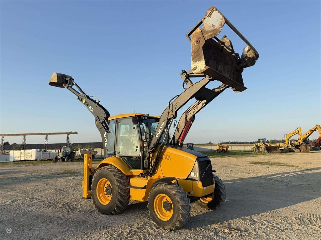 Volvo BL 71 - Bager nakladalec: slika 2 Volvo BL 71 - Bager nakladalec: slika 2