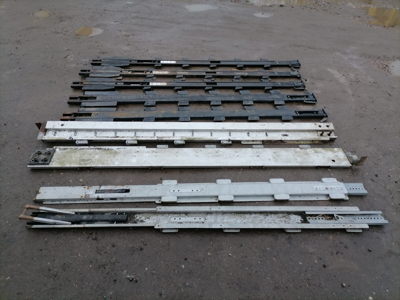 KRONE Haagise tugipostid 515068374 - Univerzalni rezervni del za Tovornjak: slika 2 KRONE Haagise tugipostid 515068374 - Univerzalni rezervni del za Tovornjak: slika 2