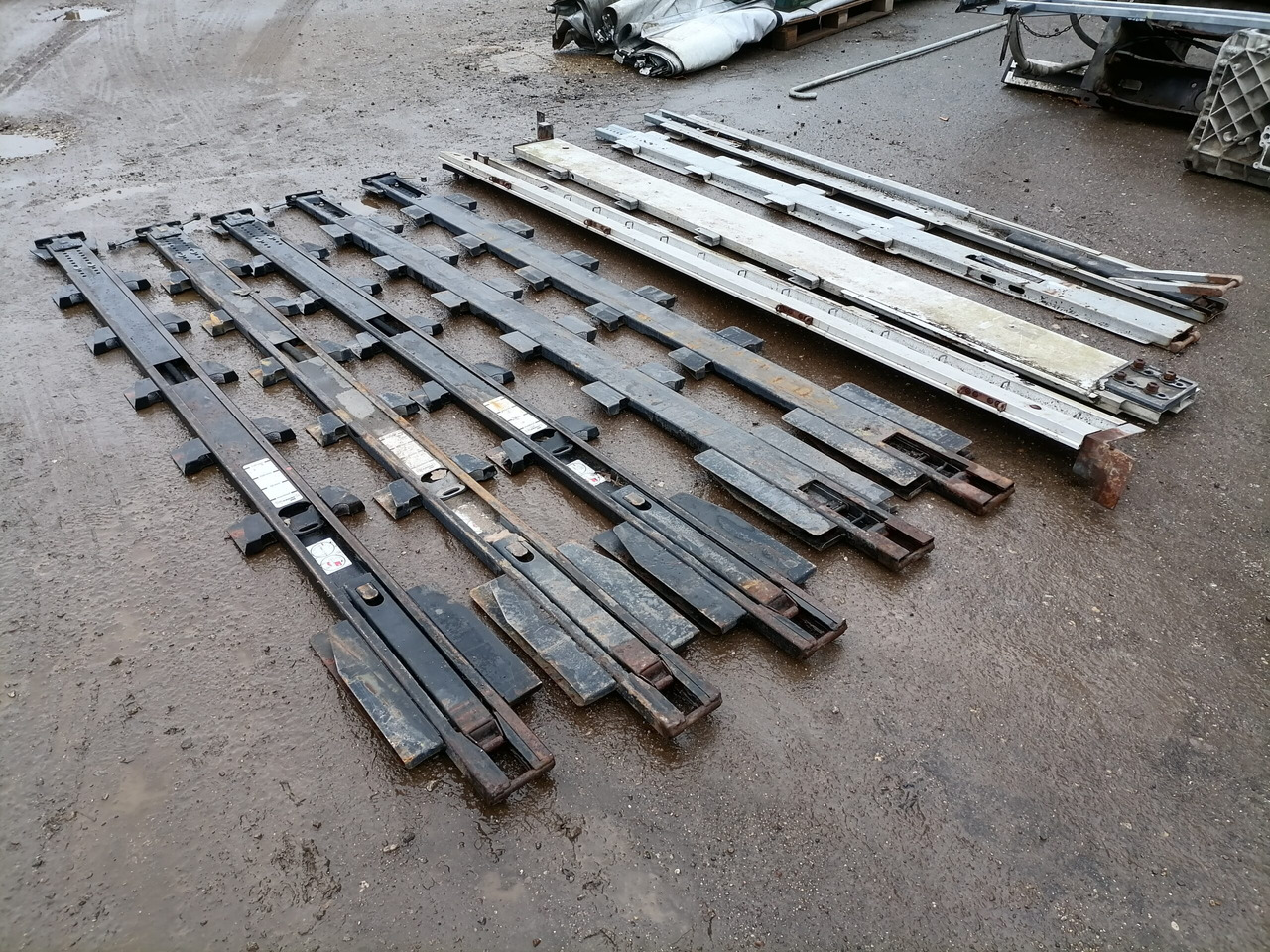 KRONE Haagise tugipostid 515068374 - Univerzalni rezervni del za Tovornjak: slika 3 KRONE Haagise tugipostid 515068374 - Univerzalni rezervni del za Tovornjak: slika 3