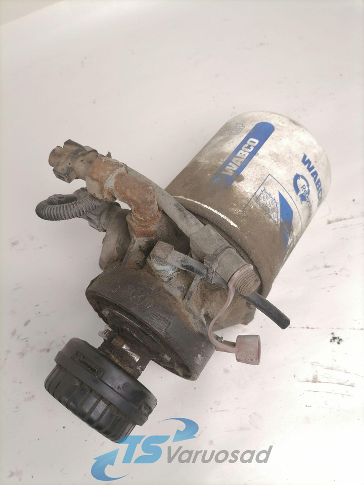 MAN Air dryer LA8212 - Zavorni ventil za Tovornjak: slika 1 MAN Air dryer LA8212 - Zavorni ventil za Tovornjak: slika 1