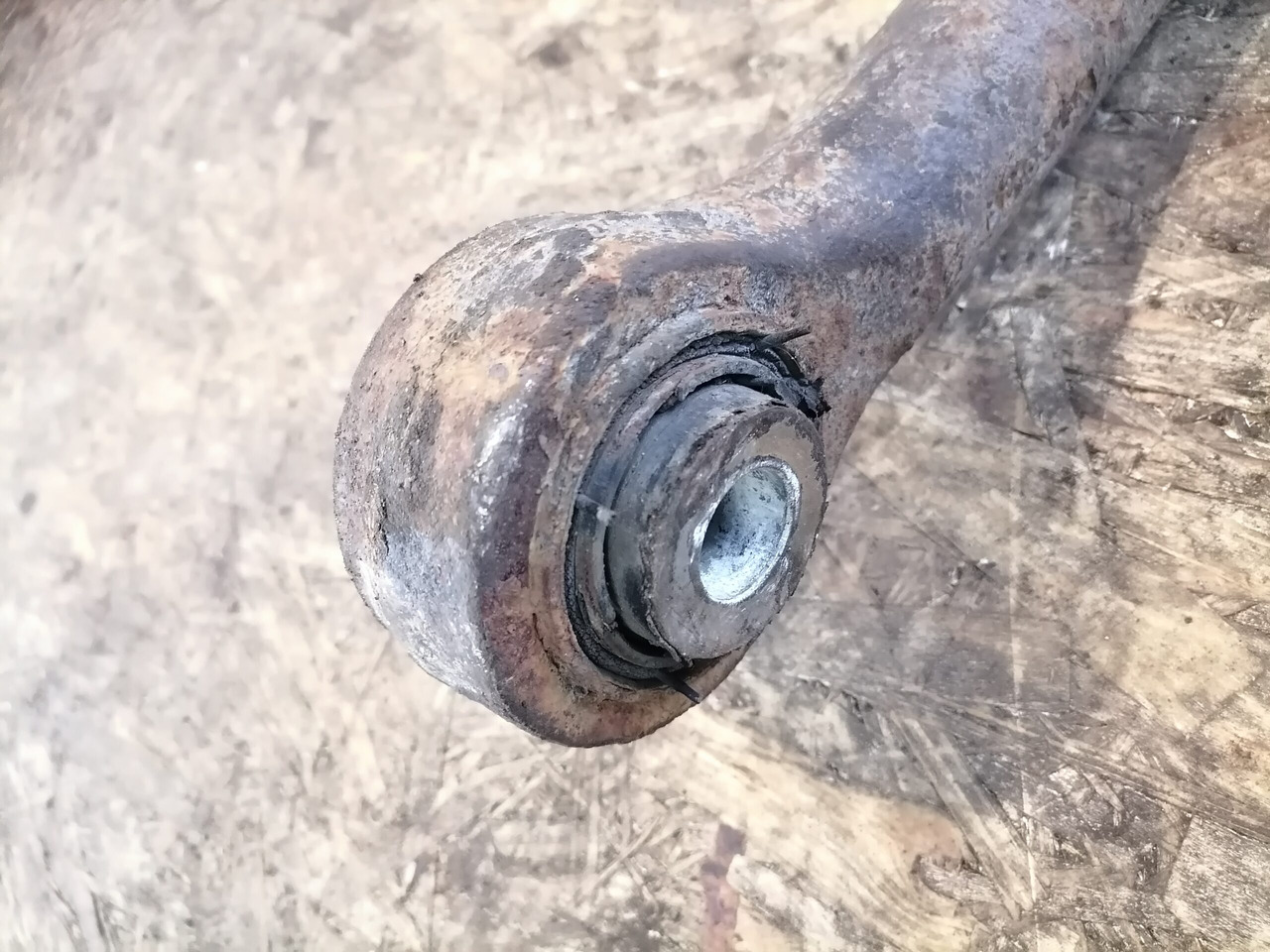 MAN Anti-roll bar 81437156108 - Stabilizator za Tovornjak: slika 3 MAN Anti-roll bar 81437156108 - Stabilizator za Tovornjak: slika 3