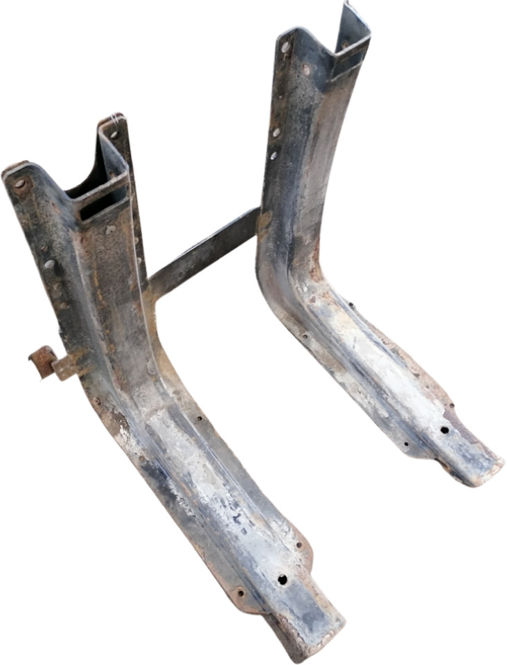 MAN Fuel tank bracket 81418015492 - Rezervoar za gorivo za Tovornjak: slika 1 MAN Fuel tank bracket 81418015492 - Rezervoar za gorivo za Tovornjak: slika 1