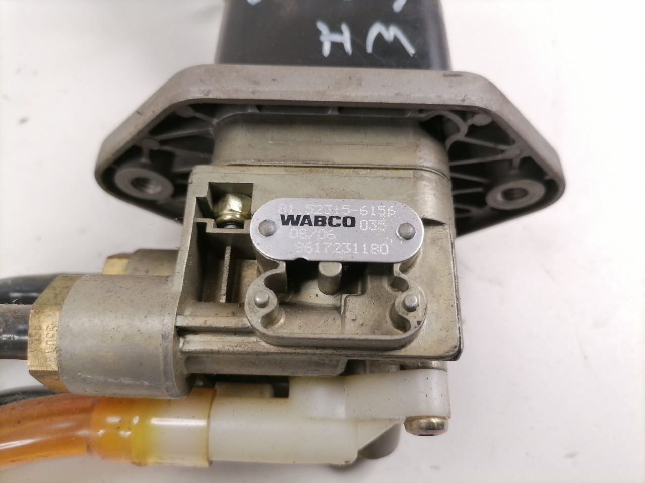 MAN Handbrake control lever 81523156156 - Univerzalni rezervni del za Tovornjak: slika 4 MAN Handbrake control lever 81523156156 - Univerzalni rezervni del za Tovornjak: slika 4