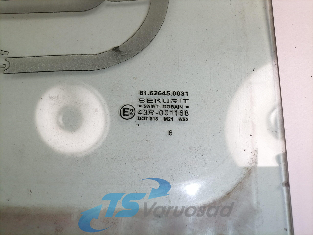 MAN Küljeklaas, vasak 81626450039 - Okno in deli za Tovornjak: slika 3 MAN Küljeklaas, vasak 81626450039 - Okno in deli za Tovornjak: slika 3