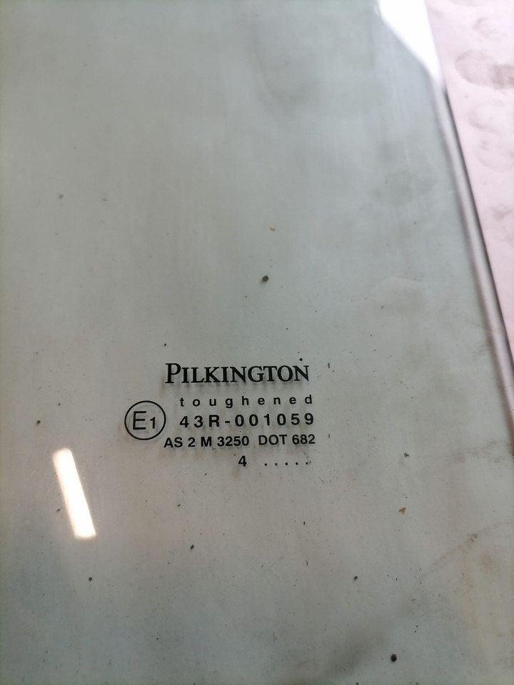 MAN Küljeklaas, vasak 81626450039 - Okno in deli za Tovornjak: slika 5 MAN Küljeklaas, vasak 81626450039 - Okno in deli za Tovornjak: slika 5