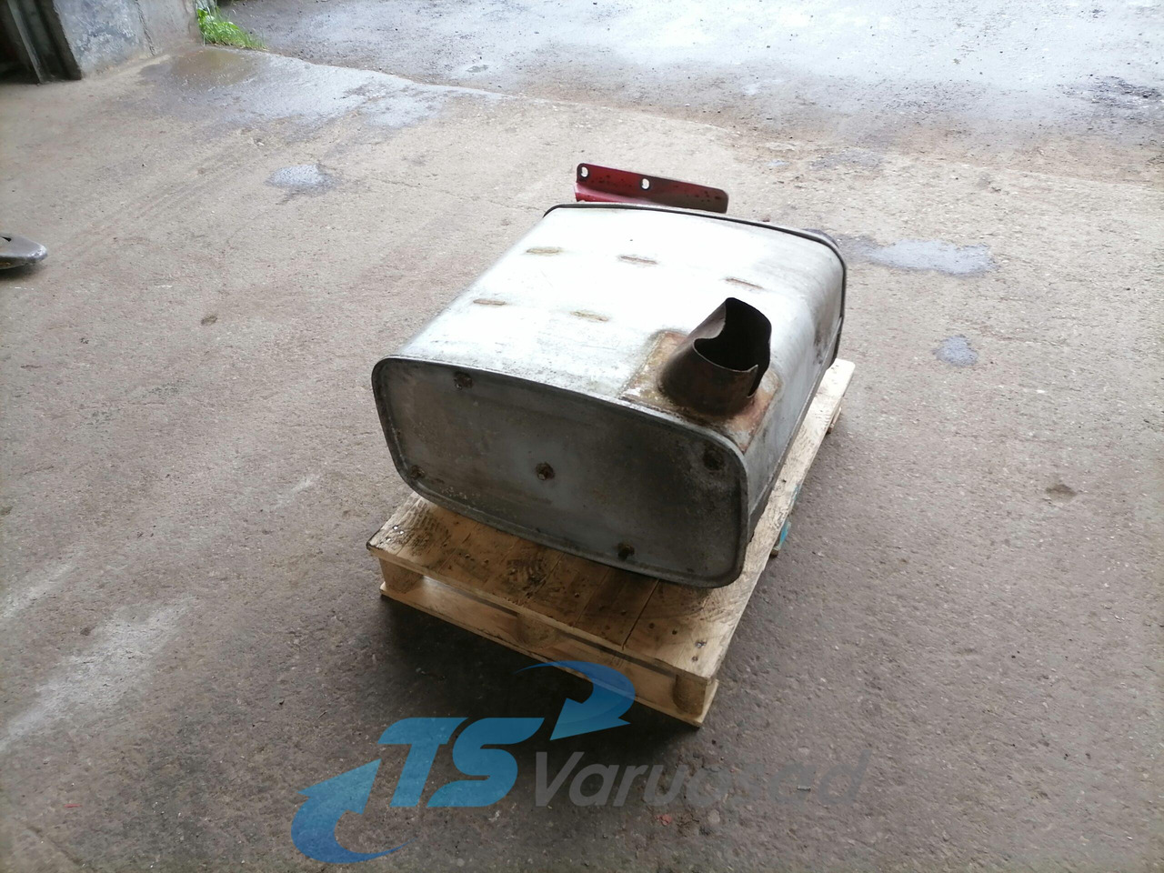 MAN Muffler 81151010346 - Dušilec za Tovornjak: slika 1 MAN Muffler 81151010346 - Dušilec za Tovornjak: slika 1