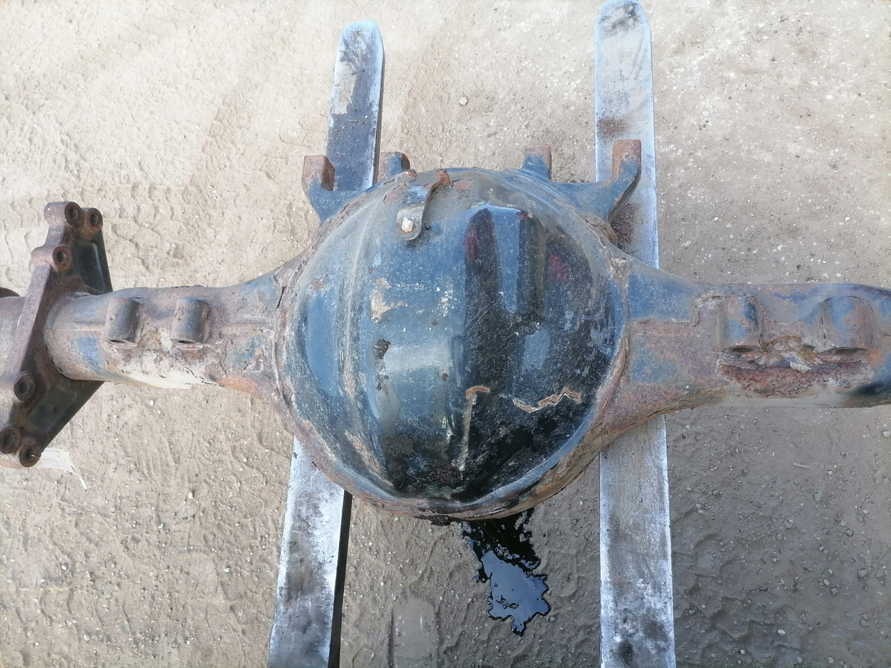 MAN Rear axel housing 81354015434 - Os in deli za Tovornjak: slika 5 MAN Rear axel housing 81354015434 - Os in deli za Tovornjak: slika 5
