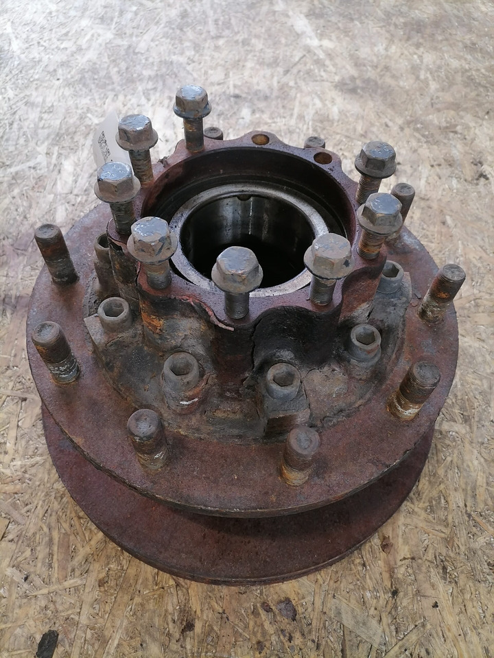 MAN Rear axel hub 81357013155 - Pesto za Tovornjak: slika 3 MAN Rear axel hub 81357013155 - Pesto za Tovornjak: slika 3