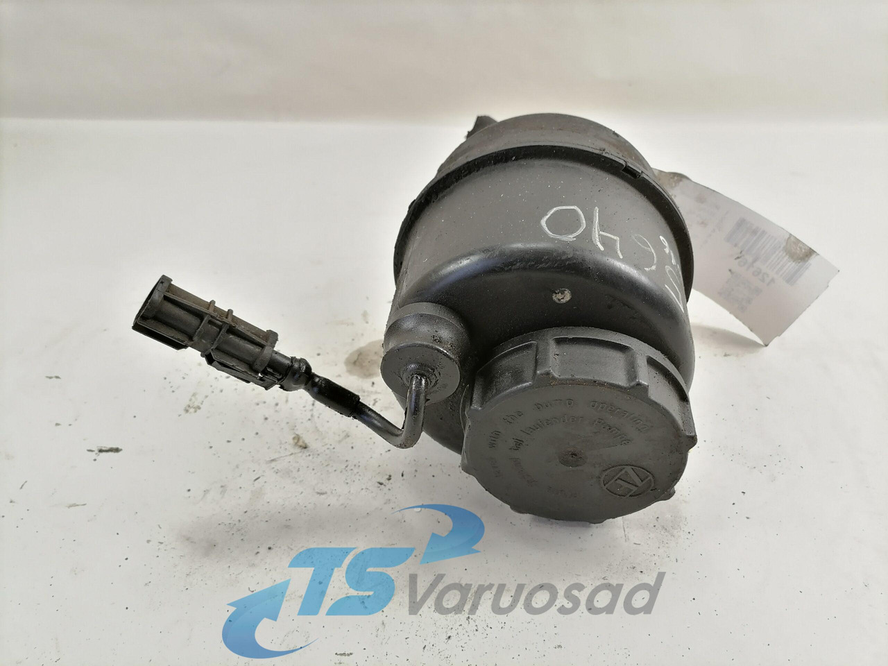 MAN Roolisüsteemi õlimahuti 81473016054 - Cev za servo volan za Tovornjak: slika 2 MAN Roolisüsteemi õlimahuti 81473016054 - Cev za servo volan za Tovornjak: slika 2