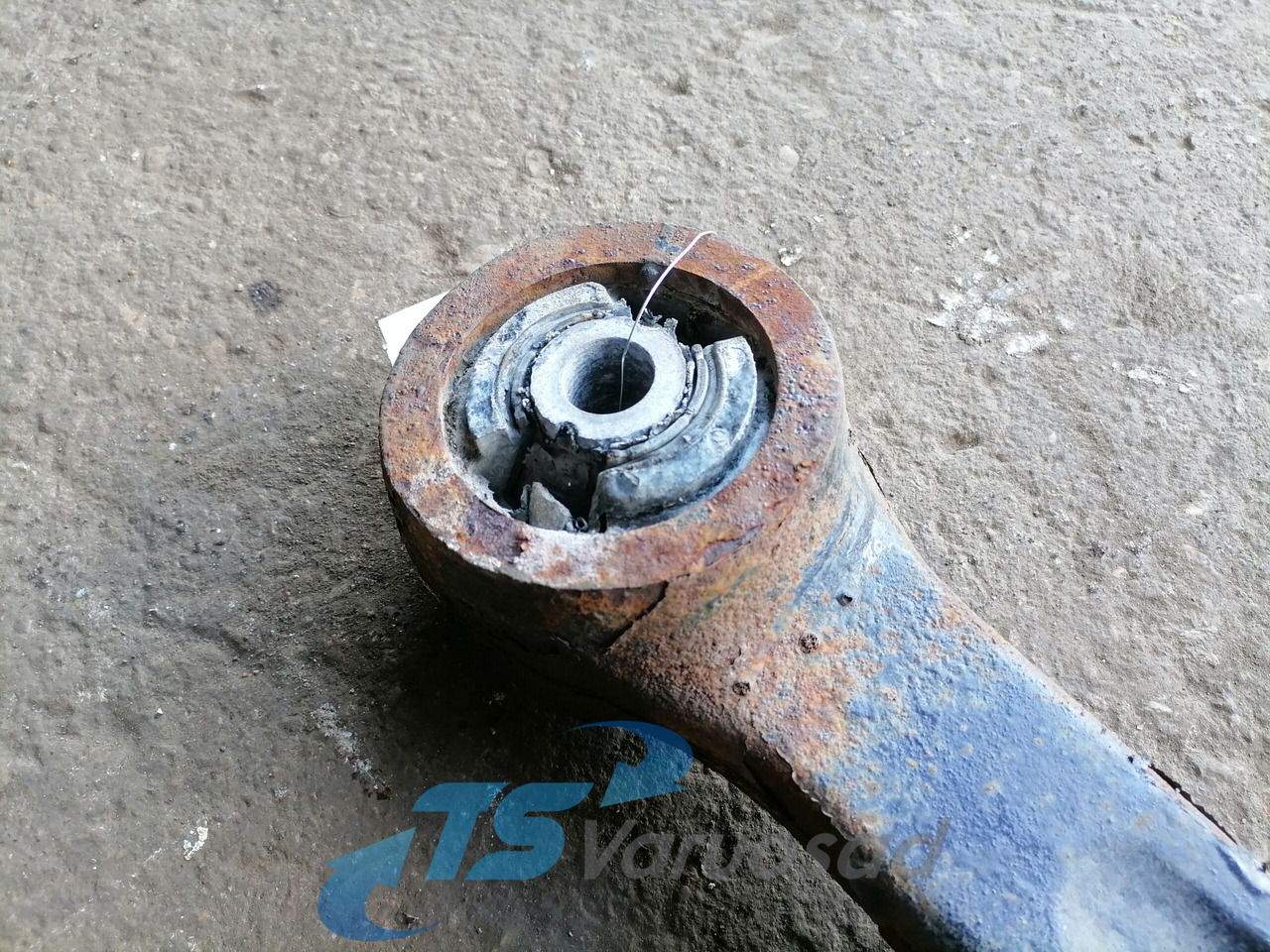 MAN Torque rod 81432203044 - Os in deli za Tovornjak: slika 4 MAN Torque rod 81432203044 - Os in deli za Tovornjak: slika 4