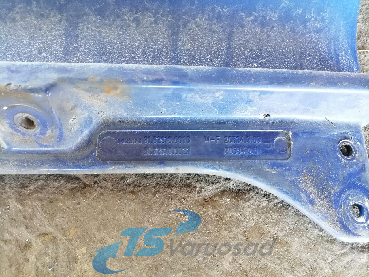 MAN Ukse pikendus, vasak 81626100019 - Vrata in deli za Tovornjak: slika 2 MAN Ukse pikendus, vasak 81626100019 - Vrata in deli za Tovornjak: slika 2