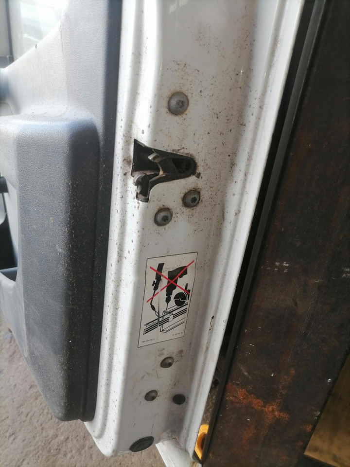 MB MB uks, parem A9737201805 - Vrata in deli za Tovornjak: slika 4 MB MB uks, parem A9737201805 - Vrata in deli za Tovornjak: slika 4